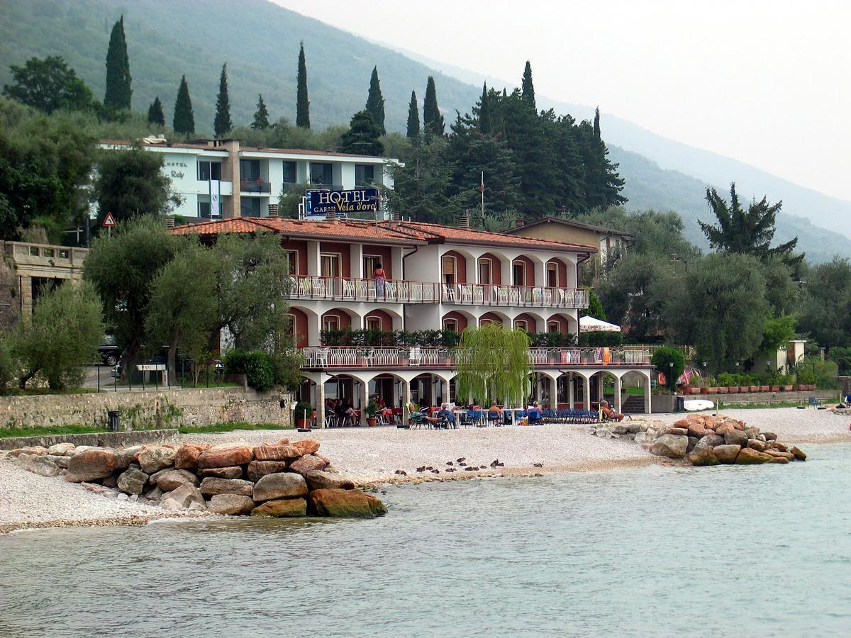 Hotel Garni Vela D'Oro Бренцоне сул Гарда Екстериор снимка